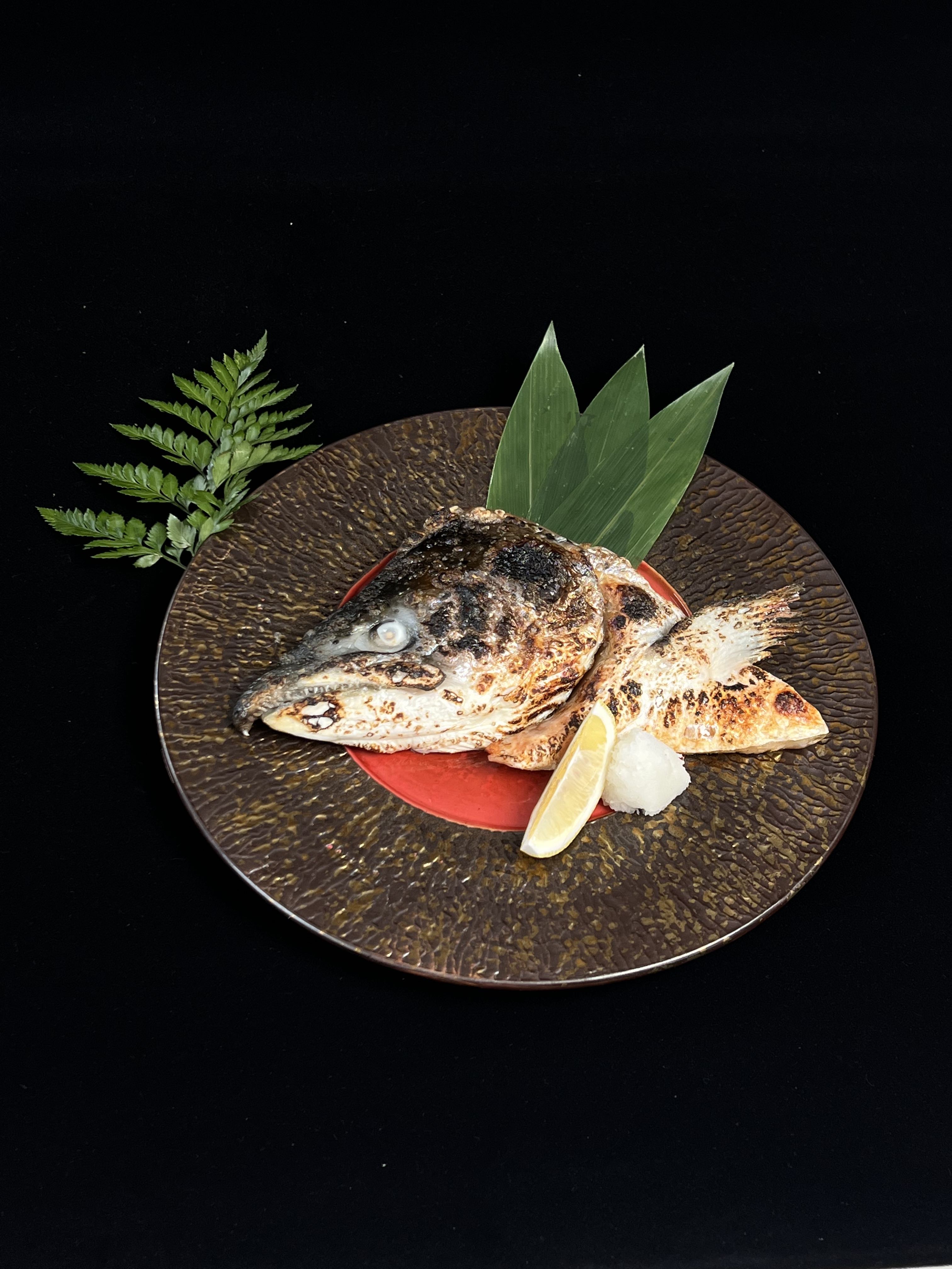 炭烤三文鱼下巴